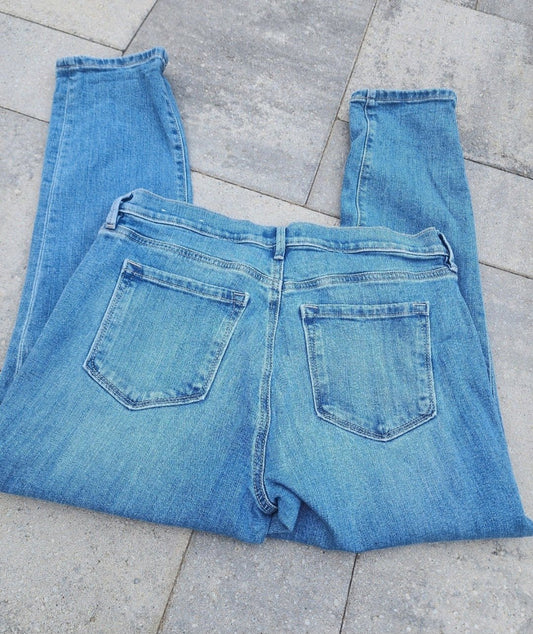 Women's Loft Blue Jeans size 8 - I Bought a Yard Sale