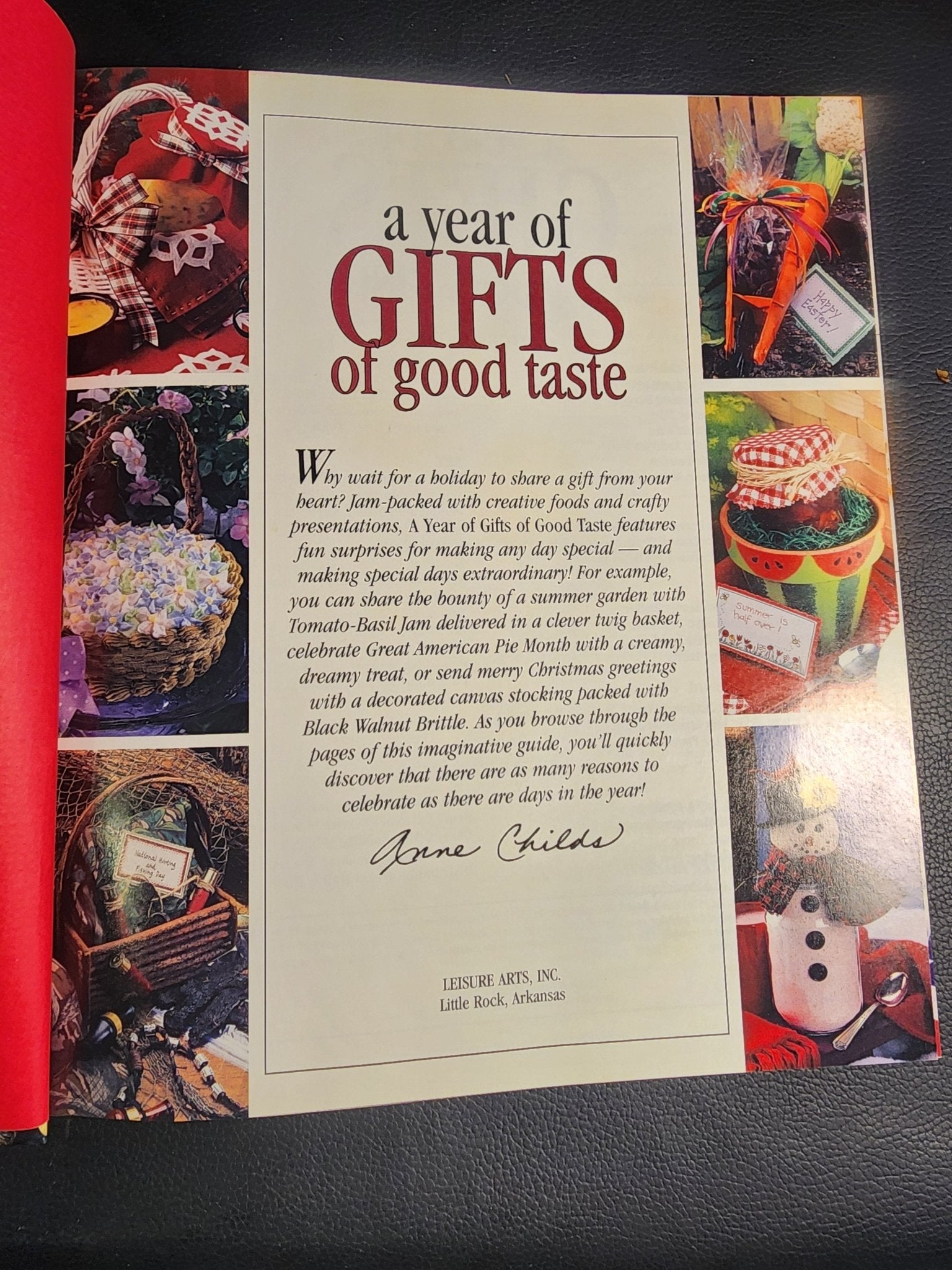 Year of Gifts of Good Taste by Leisure Arts Staff (1998, Hardcover) - I Bought a Yard Sale